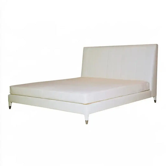 Cama con cabecero liso y patas finas - blanco